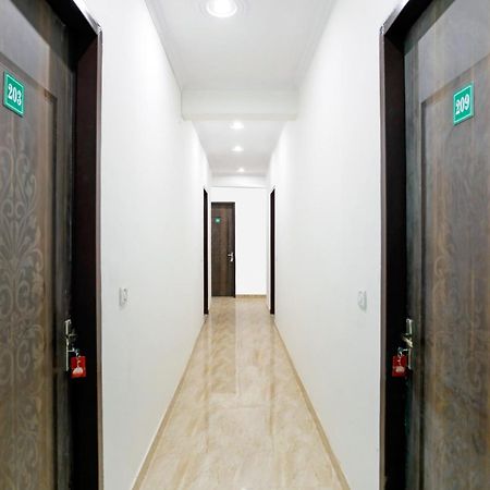 Hotel O Welcome Residency Gurgaon Exterior photo